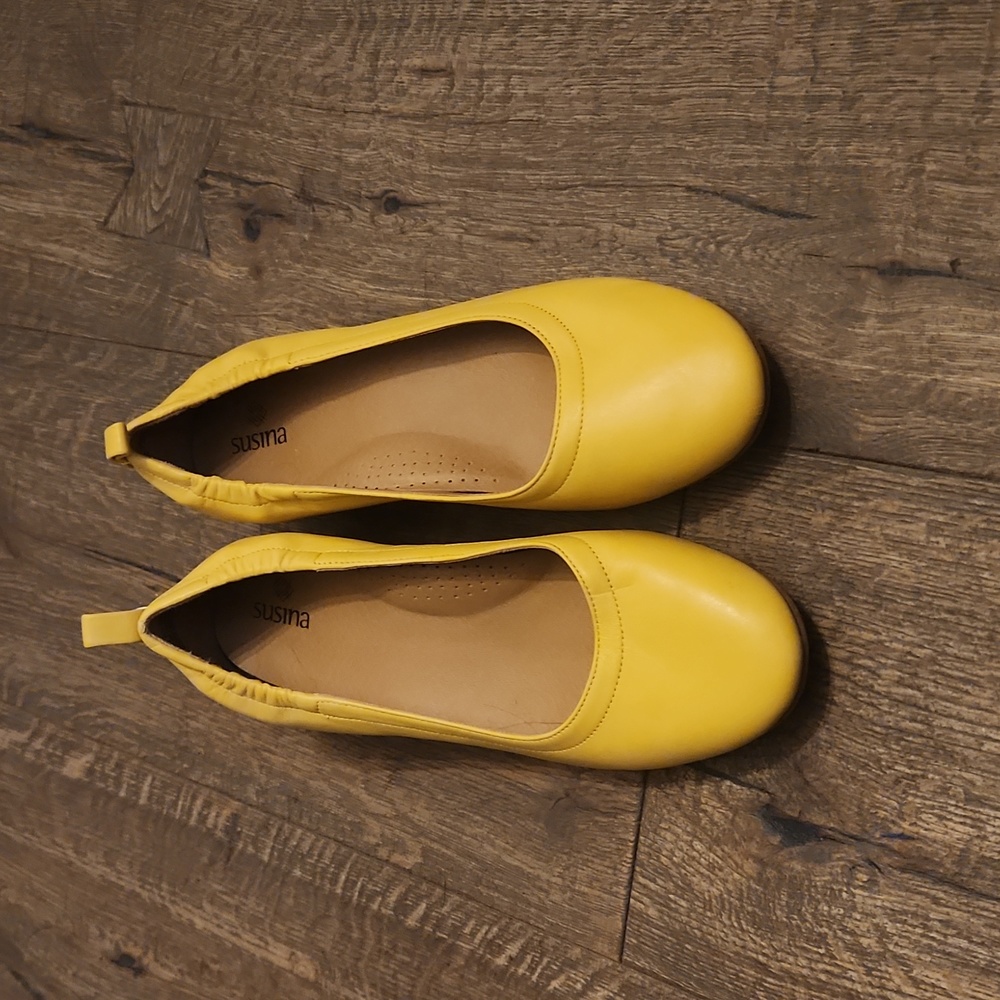 Yellow Susina low heeled round toe shoes